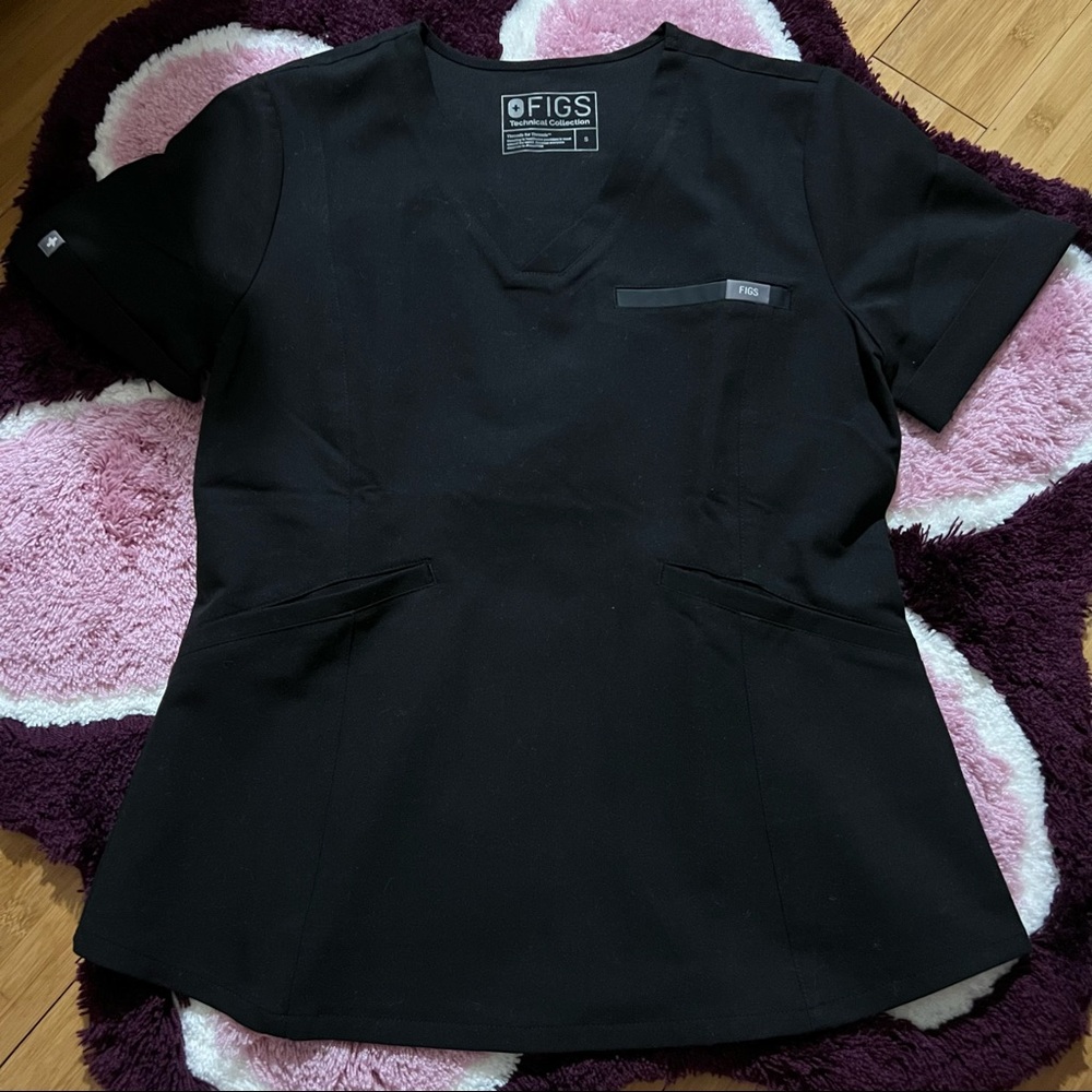 FIGS BLACK ZINGA TOP SMALL
